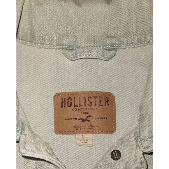 Hollister Classic Jean jacket light wash Size large - Picture 2 of 13